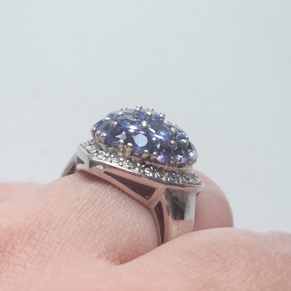 Sterling & Tanzanite Domed Shield Ring - Picture 2 of 4